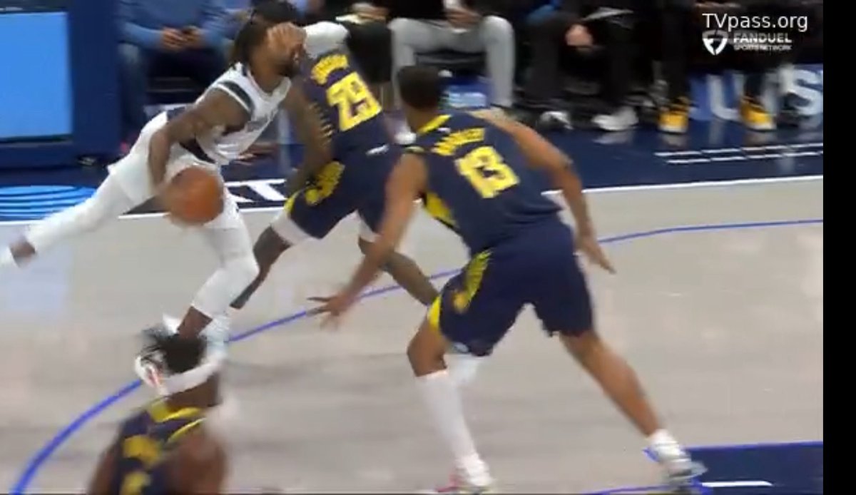 Glad lakers traded him lol 
SORRY BUT BRUHHHHH