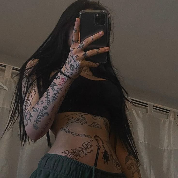 maydlotw's tweet image. ⠀⠀˖ ࣪   𝓖irlfriend   aesthetic  ♡