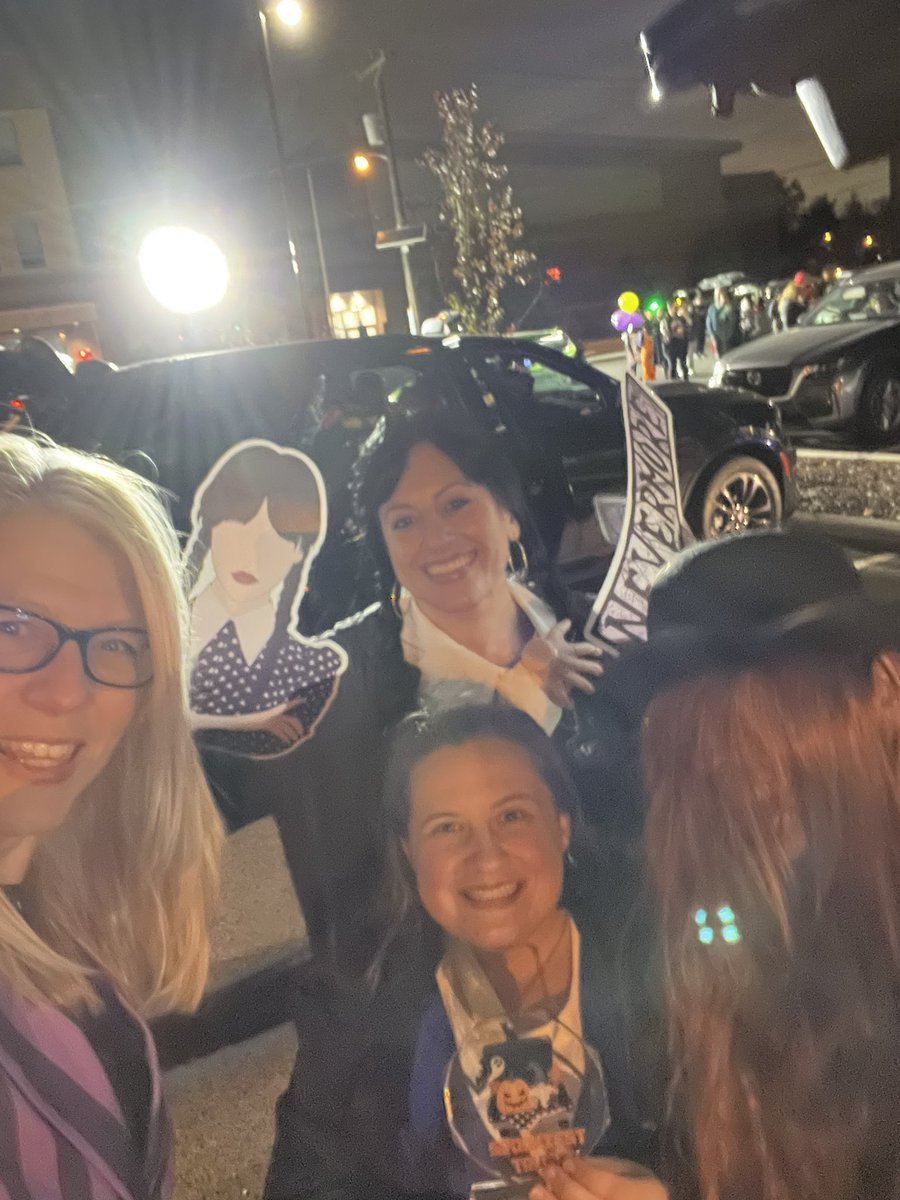 The Addams Family took home the Spookiest Trunk Award from the #RSS11 Trunk or Treat tonight! <a href="/RotellaWarren/">Warren Rotella</a> <a href="/MissBurke_301/">Rebecca Burke</a> <a href="/dotronicole/">Nicole Dotro</a>