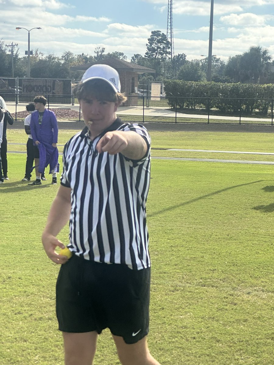 Merlin Smith tweet media