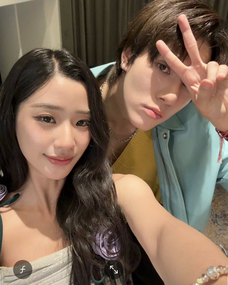 Tu_ttwOfficial's tweet image. 🎂Happy birthday พี่ชายสุดแบดของน้องตูนะคะ ขอให้พี่นานิมีคนรักเพิ่มขึ้นอีกเยอะ ๆ มีงานมาก ๆ กิจการเฮง ๆ ปัง ๆ ขอให้ทุกก้าวของพี่นานิมีทุกคนโอบกอดไว้ตลอดเลย ซัพพอร์ททุกการเติบโตของพี่นานิเสมอนะคะ เบิ้บบูค้าบบ🩷🫶🏻 @Hirunkit_ 

#TheBlessing28thNani
#tontawan