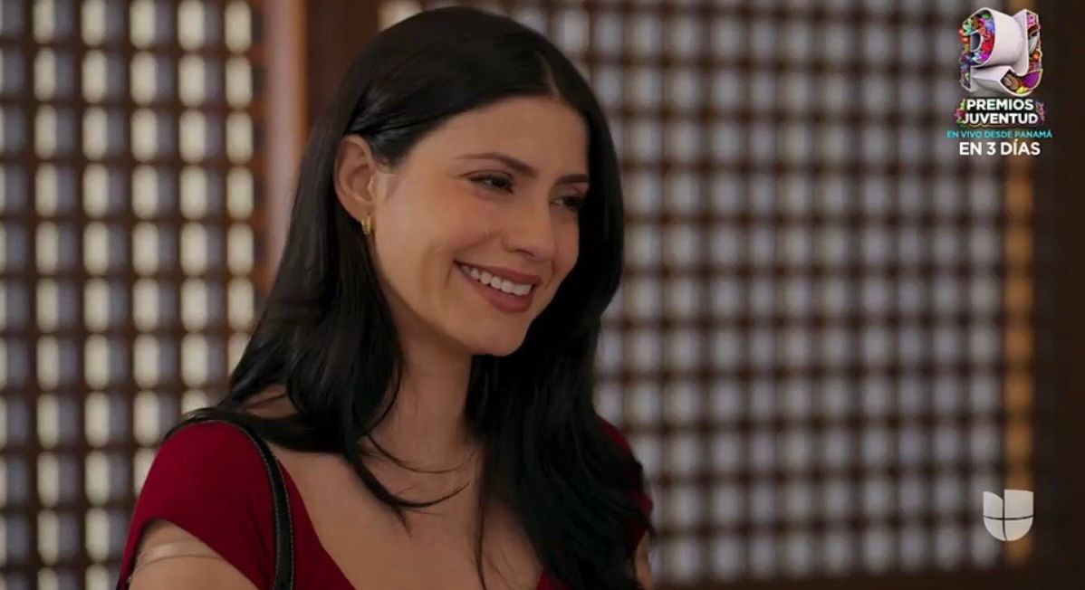 No puedo estar más orgullosa de Bárbara otro proyecto más en el que se reta y sobre todo cumplió ese sueño que tenía de ser protagonista. 

BÁRBARA ES CRISTINA

#LosHilosDelPasado