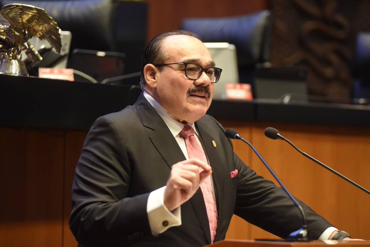 jc_ramirezmarin's tweet photo. ¿Qué significa la aprobación de la Ley de Ingresos para Yucatán?

✅ Más participaciones federales: más recursos para infraestructura, caminos y servicios
✅ Mayor estabilidad eléctrica en toda la península
✅ Mejor conectividad portuaria, beneficiando a Progreso y al comercio del sureste
✅ Apoyo al campo yucateco con estímulos al diésel agropecuario y al transporte
✅ Más oportunidades para el crecimiento económico del estado. 

Seguiremos trabajando para que cada decisión nacional se traduzca en beneficios reales para las familias yucatecas.