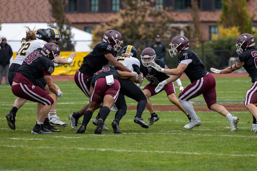 jeffthomas4's tweet image. Repost from @psloggers
•
Who’s ready for some football this week?? Catch your Loggers at home on Saturday!!

Home: 
🏈 FB:
- 11/1 vs Pacific @ 1:00 pm 

📲 Link in bio for schedules, coverage, and more! 

#universityofpugetsound #RollLogs #D3fb