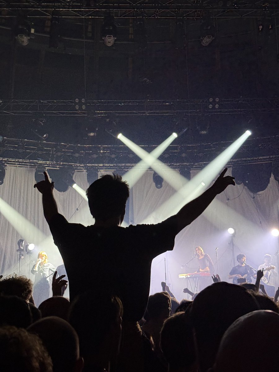 James Male tweet media