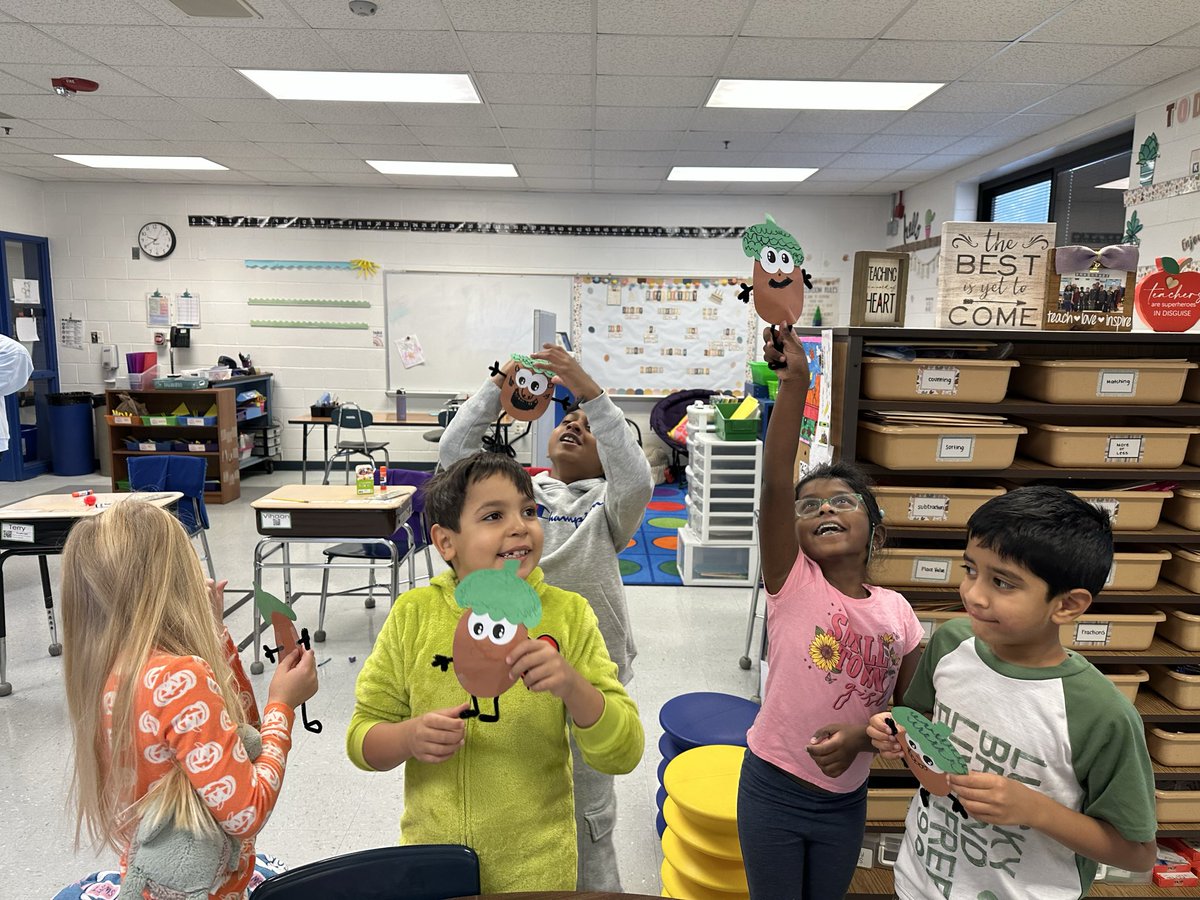 Mrs. Blau tweet media