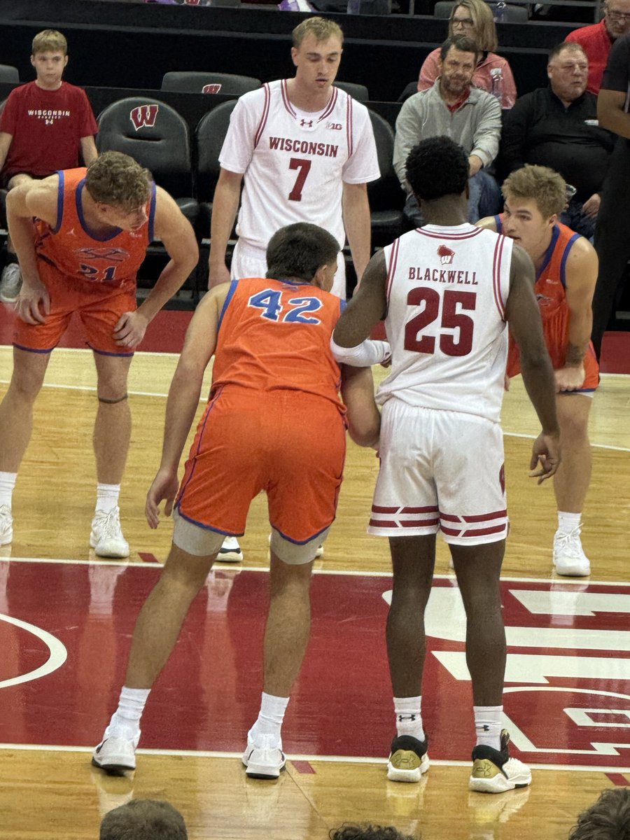 WIACDoug's tweet image. Holy shit