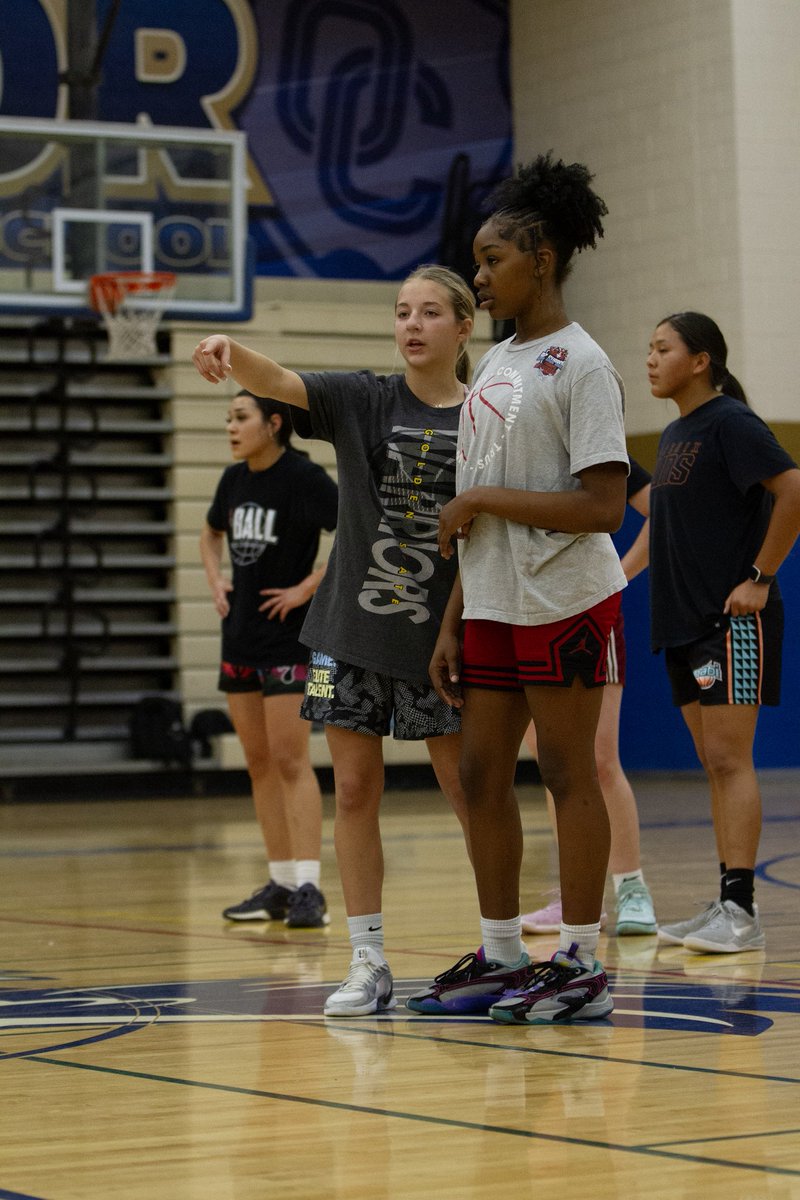 ocgbball's tweet image. Another day, Another opportunity to get better! 

Today’s focus…Straight buckets! 🪣🏀

Playing with ultimate confidence &amp;amp; having each other’s backs!

#CampWeek #TheOCWay