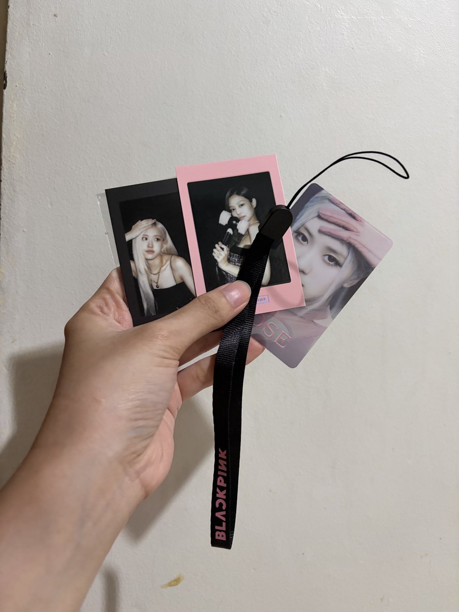 flawsandyours's tweet photo. WTS Lightstick Blackpink v2
💰450k

- Kondisi 98% masih bagus bgt cuma pake sekali di konser thn 2023
- Fullset include box (gak sama batre ya)
- Pengiriman dari daerah Gading Serpong, Tangerang (gabisa cod, bisa instant)

Minat DM yaa

blackpink jakarta wtb wts indo https://t.co/zAO4QiDBdJ