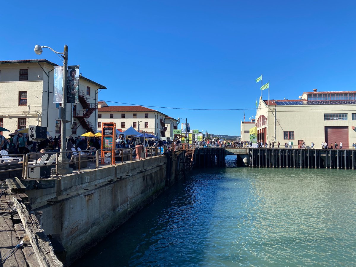 JamesMontemagno's tweet image. Had an absolute blast at #GitHubUniverse hanging with the @code team and so many amazing people!