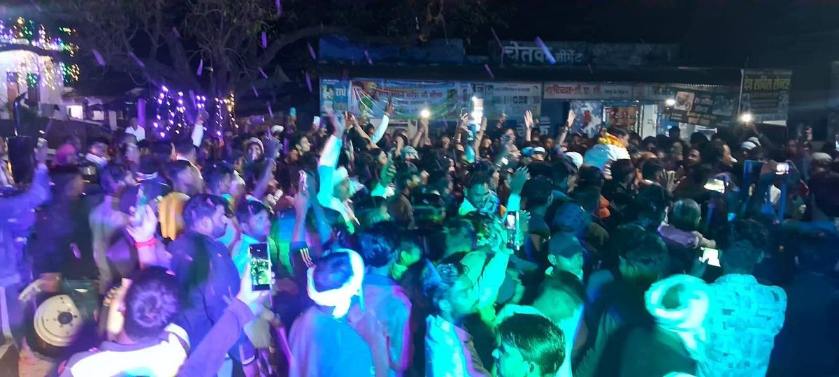 KNemmla's tweet image. 📍 अंता 

जनता का प्यार 💐👏