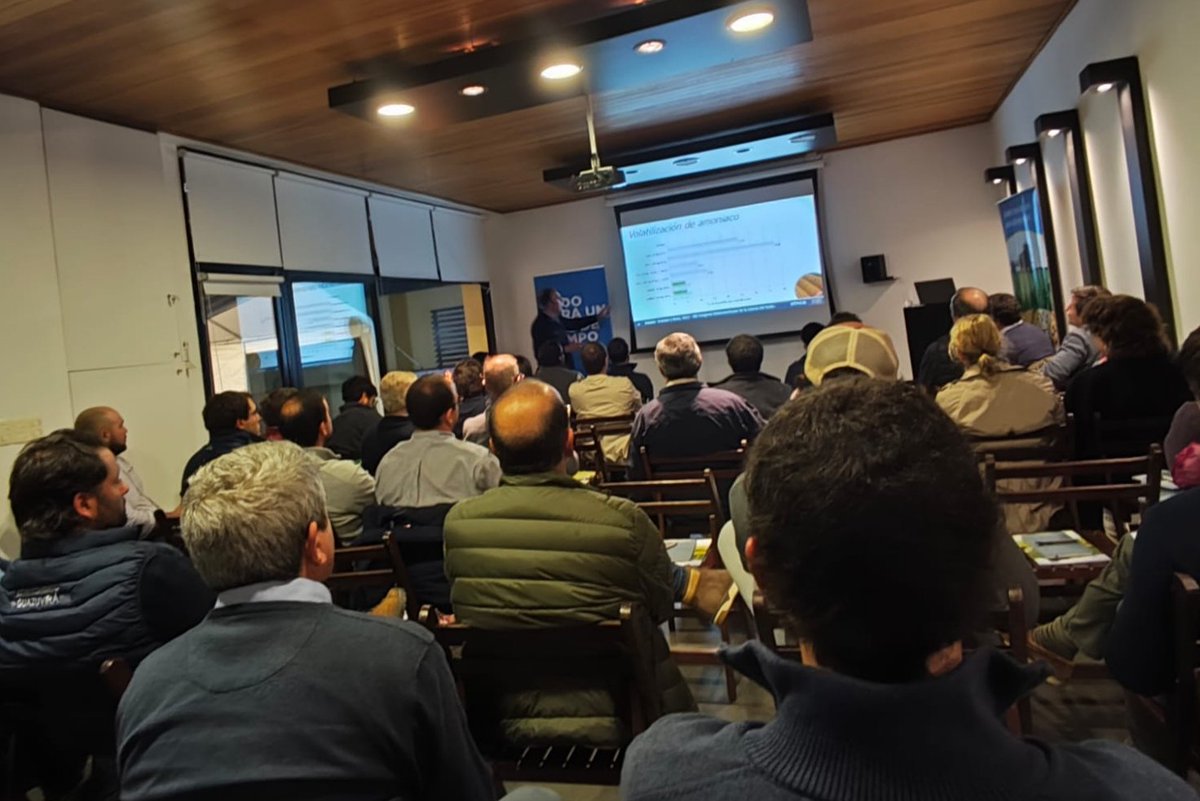 Gracias a todos los que nos acompañaron hoy junto a <a href="/Bunge/">Bunge</a>  en nuestro local de Florida.
#almacenrural #todoparaunpaisdecampo