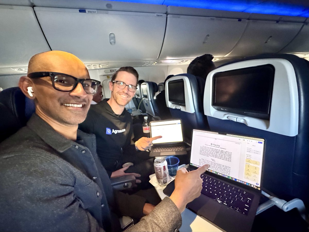 wbhub's tweet image. The conference doesn’t end when the show floor closes — we’re still converting users onto @AgreeHQ at 35,000 feet. 

Excited to have @_aj and @ParchaHQ on the platform!