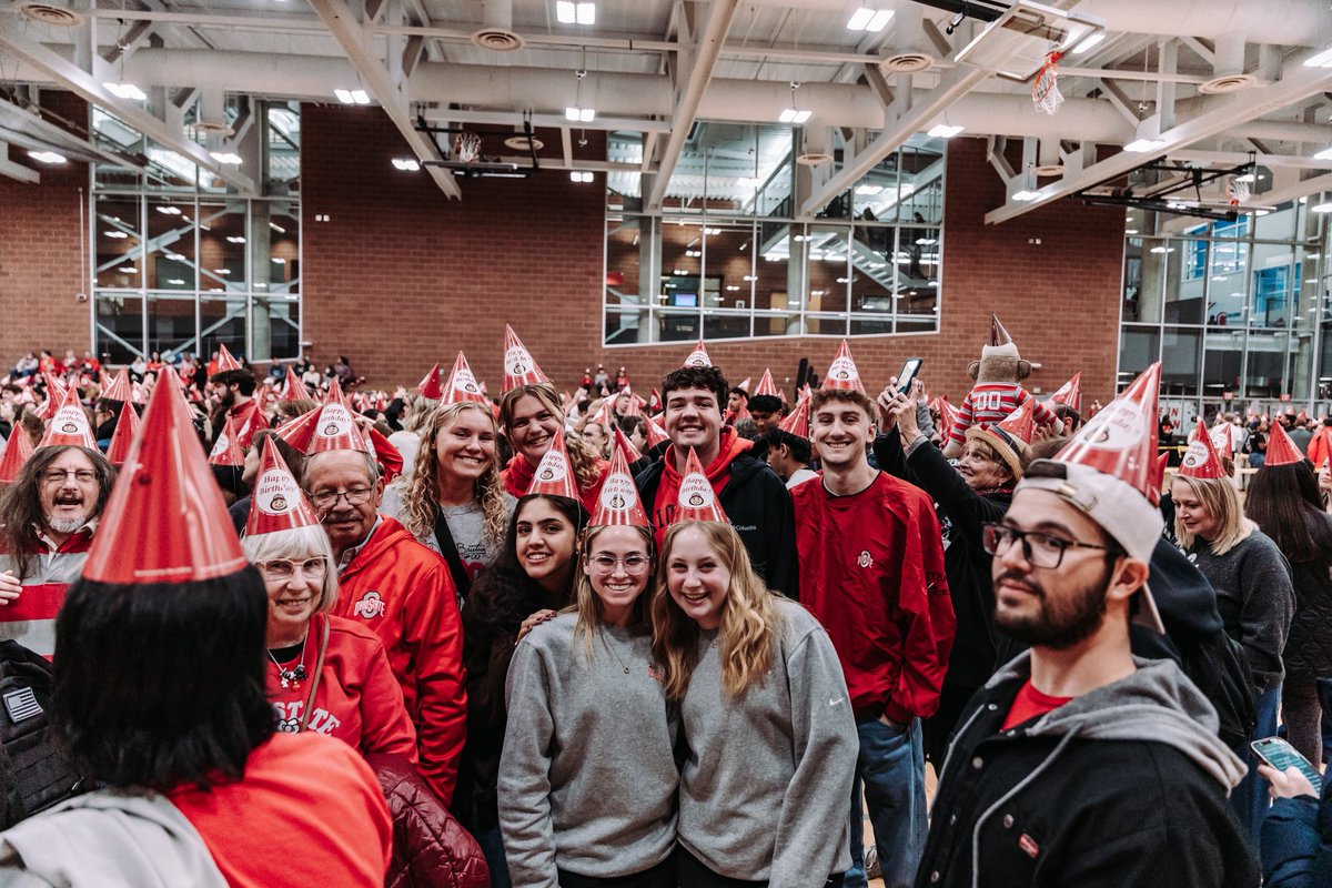Brutus Buckeye 🌰 tweet media