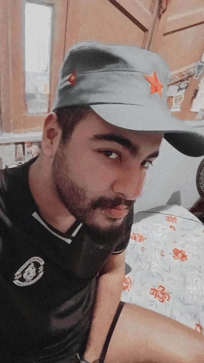 OSidSamora's tweet image. 🌹 Povo, bem-vindos! ✊
Sou Sidney Samora — professor de História, programador, ativista LGBT+ e mestre de RPG.
Antes de tudo, comunista, porque acredito que um Brasil melhor nasce da consciência de classe, solidariedade e amor pelo povo.

Me siga no Instagram: Osidsamora