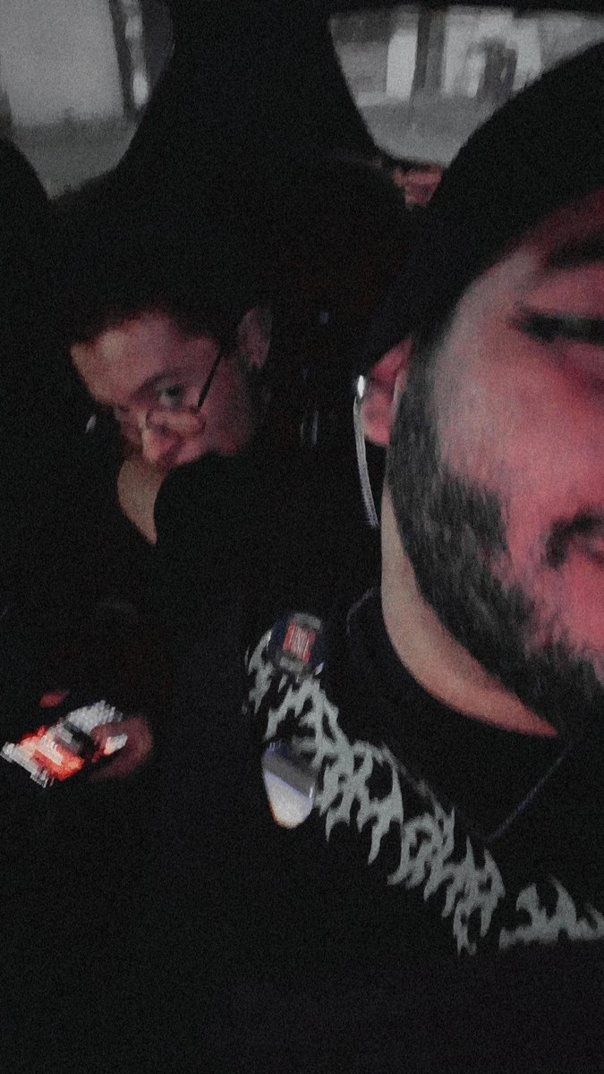 OSidSamora's tweet image. 🌹 Povo, bem-vindos! ✊
Sou Sidney Samora — professor de História, programador, ativista LGBT+ e mestre de RPG.
Antes de tudo, comunista, porque acredito que um Brasil melhor nasce da consciência de classe, solidariedade e amor pelo povo.

Me siga no Instagram: Osidsamora