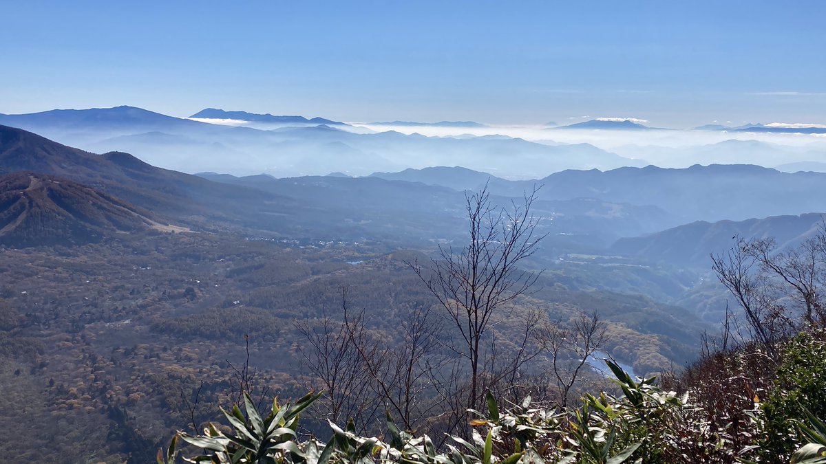 戸隠山山頂って電波入るんだ
