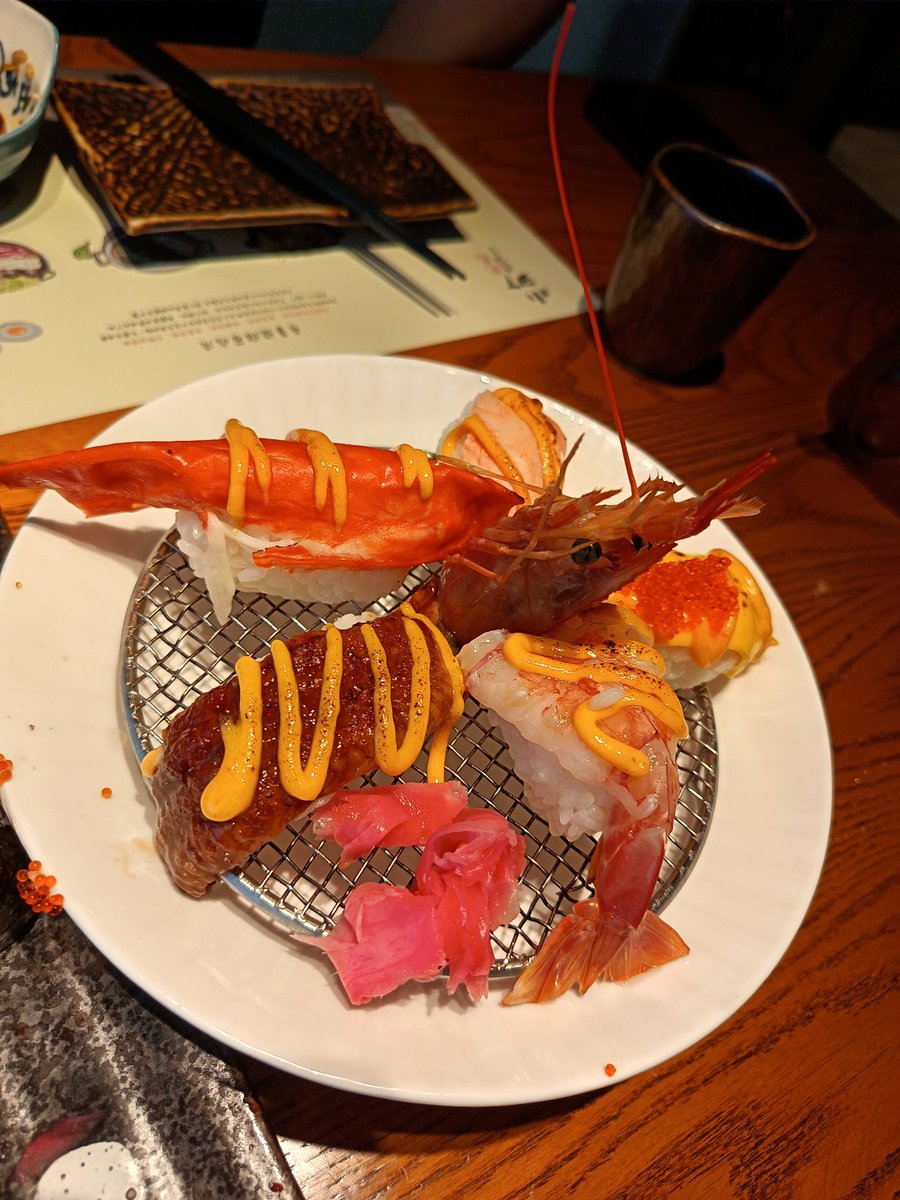 SuxiaZ's tweet photo. 有颜有味 https://t.co/99PVSFMwI1