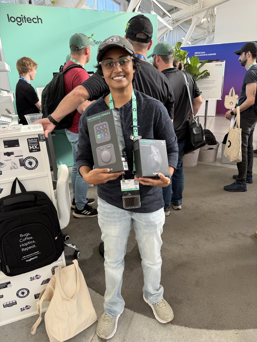 aaishika's tweet image. What do you mean I got more @Logitech devices to take home with me??? Setup go brrr.
#GitHubUniverse