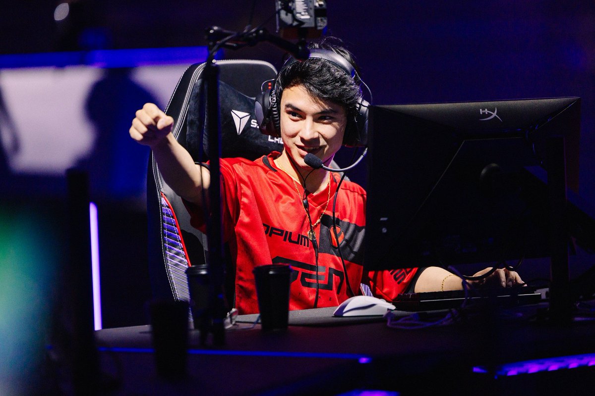 VCT DESATUALIZADO tweet media