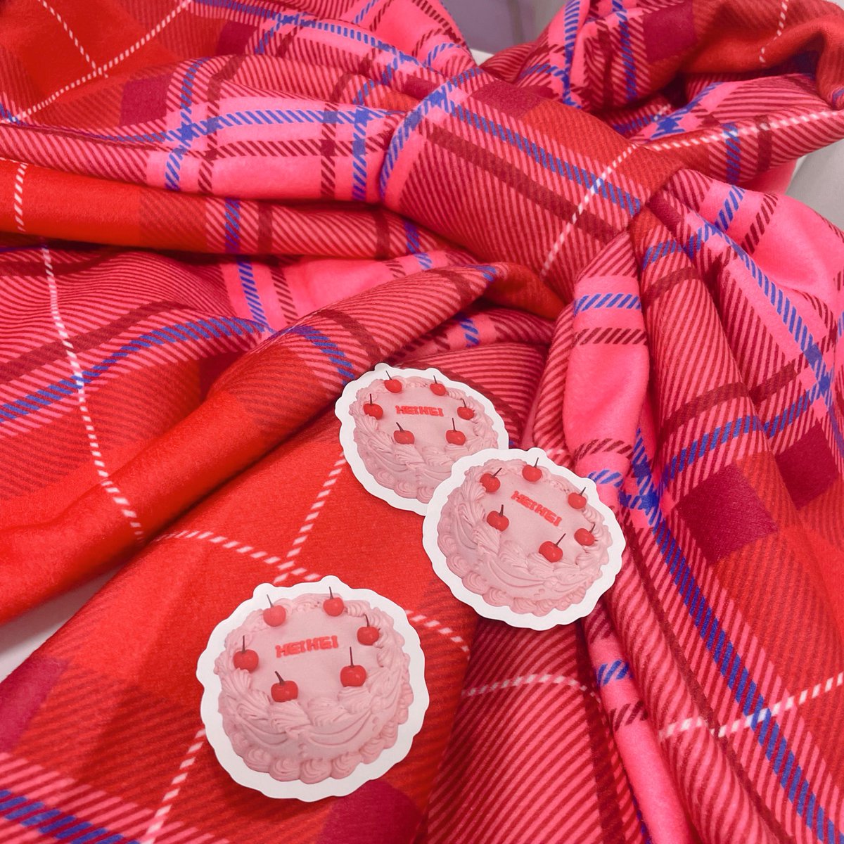 HAPPYBERRY HEIHEI トラックジャケット　パンツ　ピンク　パラキス HAPPY BERRY × HEIHEI コラボ】 HEIHEIラフォーレ原宿店限定で9