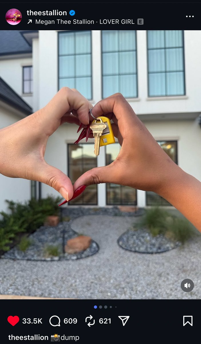 real roommate girl shit omg cute