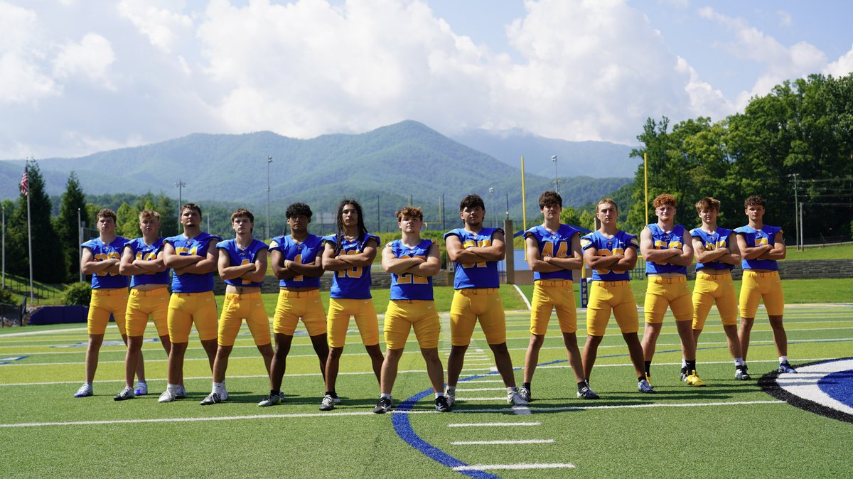 Highlander Fans...come out to the Mountain Thicket this Friday at 7PM to help honor a special group of seniors as we take on Chuckey-Doak in our regular season finale! #LeaveNoDoubt