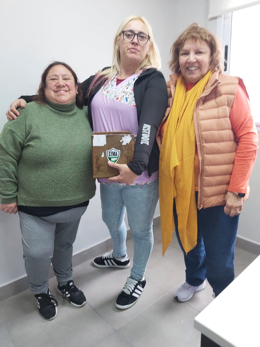 stmavellaneda's tweet photo. #Delegadas
ELECCIÓN EN LA UNIDAD SANITARIA N° 14: Fue reelecta la compañera Adriana Pañero. https://t.co/M1Ham9mETn