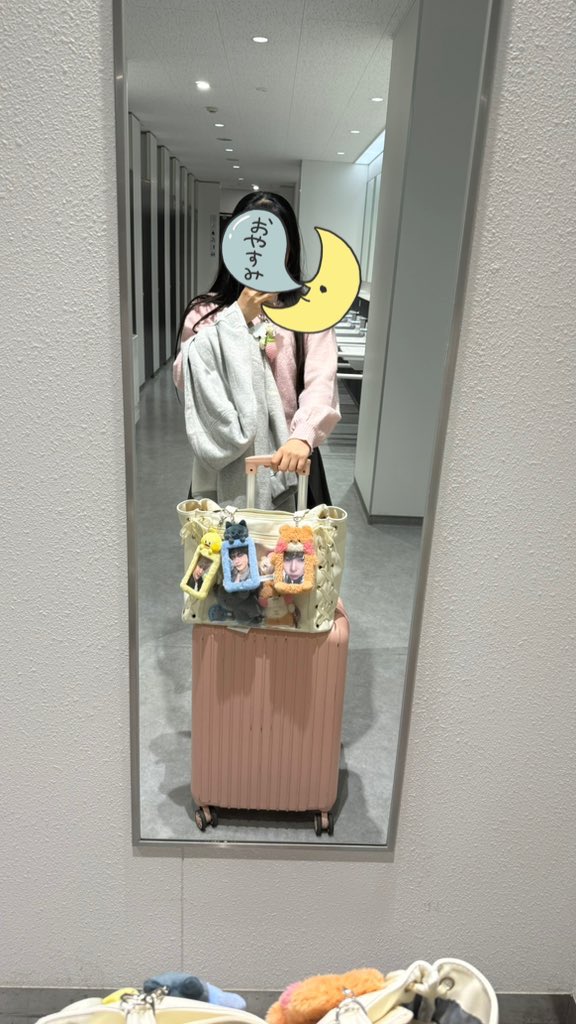 スビン㌠ tweet media