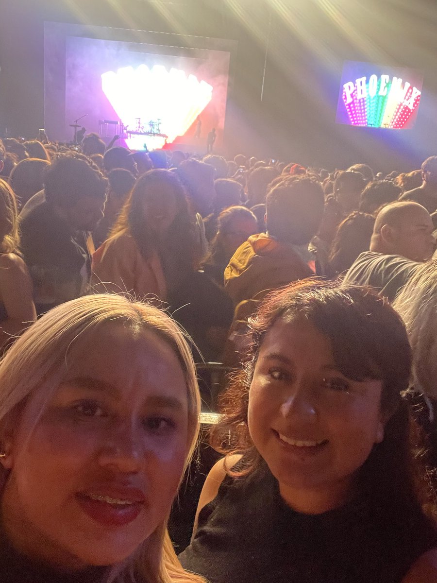 Clauzh_Power's tweet photo. @Corona_MX Soy la fan que mas da el extra porque después de cada concierto siempre quedo afónica. #Corona100años https://t.co/KqsQFLST04