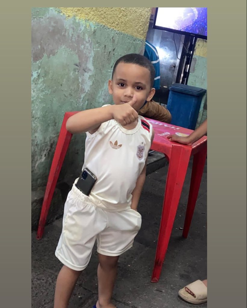 Pq cresce tão rápido🥲💙💙