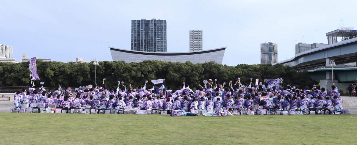 nrf_s150y's tweet image. トワ様2ndソロライブ開催記念
眷属集合写真ありがとうございました‼️
ご参加頂いた皆さんのスムーズな行動によって撮影出来ました！

初めて企画を立ててこんなにたくさん
集まって頂いたのは本当に感謝です😭

💜👾思い出したい未来があるから👾💜

 #常闇トワ2nd
 #常闇眷属