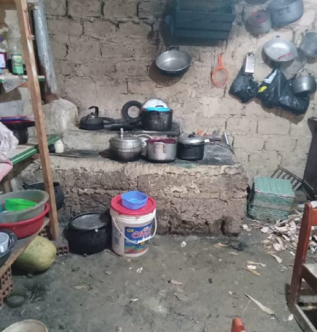 COENPeru's tweet photo. 🌧️ Áncash: esta mañana se registraron #LluviasIntensas en el CP Los Pinos, distrito de #Acobamba, provincia Sihuas, que afectaron viviendas. Municipalidad distrital realiza la #EDAN y gestiona la entrega de ayuda humanitaria para las personas. (1/2) https://t.co/5xCaVQ7ETC