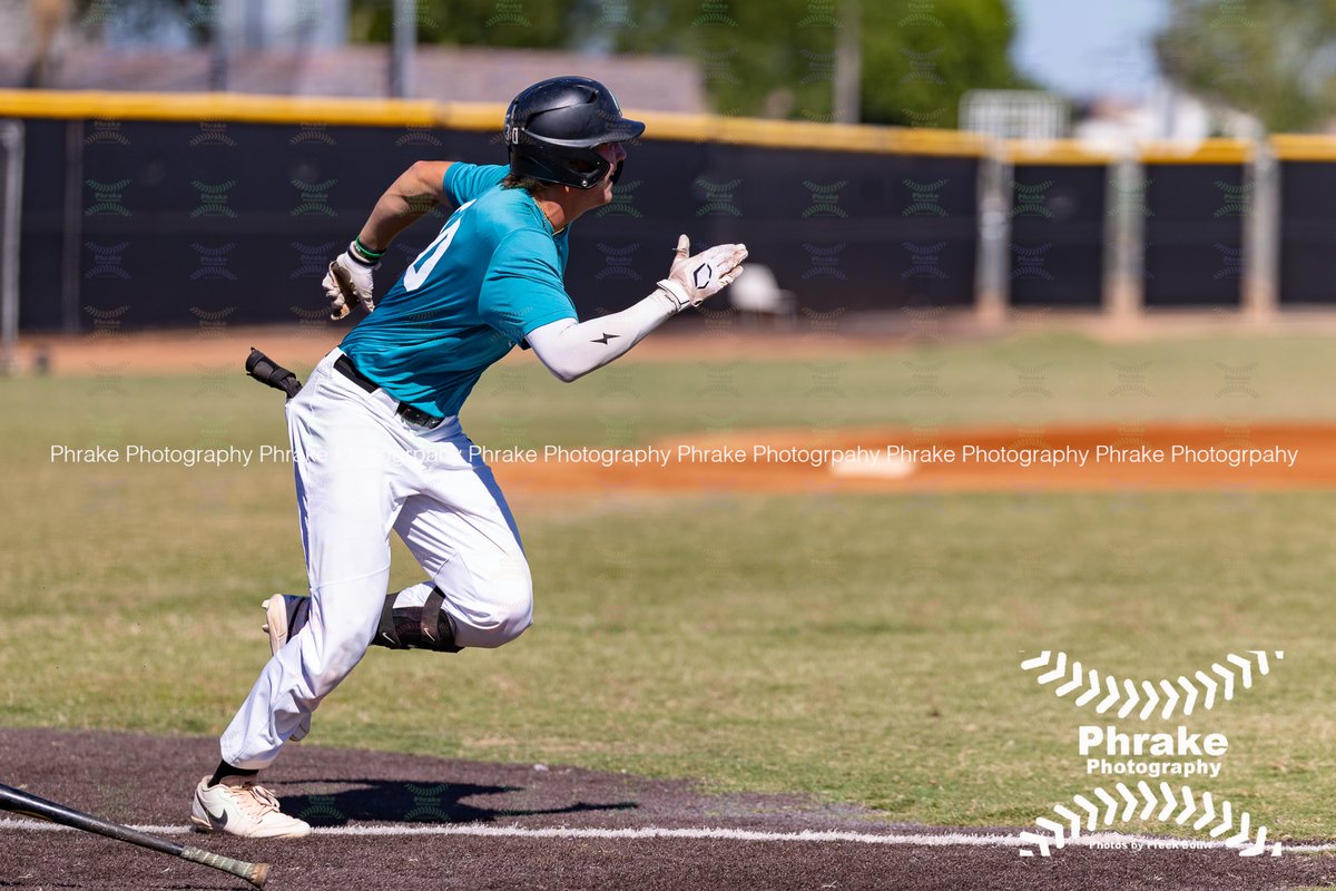 phrakephoto's tweet image. Garrett Geenen (30) 3B  Chandler-Gilbert Coyotes So @Garrett_geenen 
@husky_baseball_ @cgyotebaseball

#yotes #cgcc #cgccbaseball #cgcccoyotes #chandlergilbert #HowlYeah #TTS #njcaa #njcaabaseball
@njcaabaseball

#jucobaseball #jucoproduct #ACCACbaseball
@accac_sports