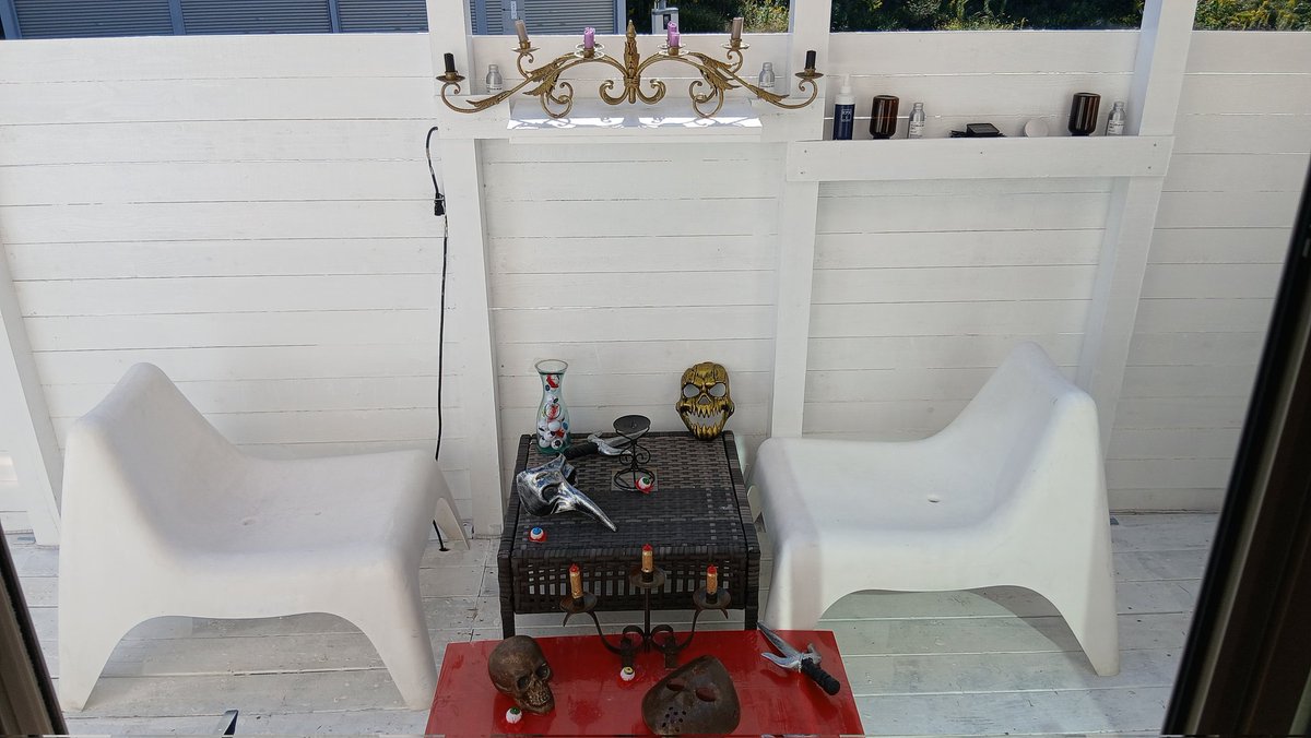 URA DESSE～ は
毎日が 
ホラーナイト です。

#ホラー
#ゾンビ
#闇夜
#ハロウィン