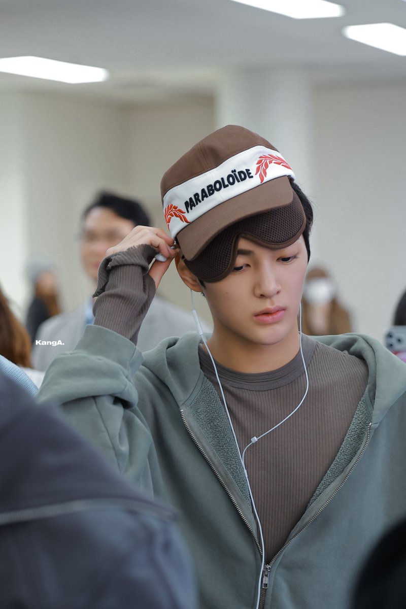 KangA_keonho's tweet photo. 20251030 GMP🛫☀️
#CORTIS #코르티스 #KEONHO #건호 https://t.co/cFpkLQMZM4