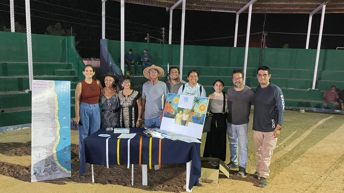 El domingo pasado se llevaron a cabo los “Relatos de Agua Caliente” en El Sargento, BCS 🌊 A través de cuentos narrados en voz alta, se celebró el estrecho vínculo de las comunidades costeras con los #océanos, y la importancia de cuidarlos para cuidarse a sí mismas. 💙