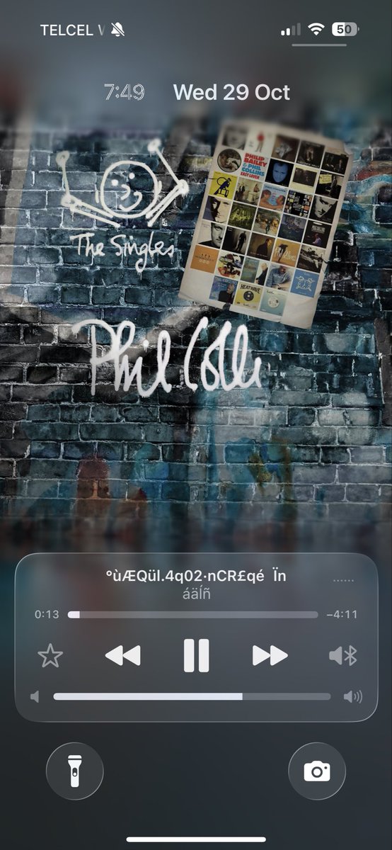 Ruben_ZM's tweet photo. What a BUGS! On #AppleMusic @AppleMusic https://t.co/PQwwFsplWV