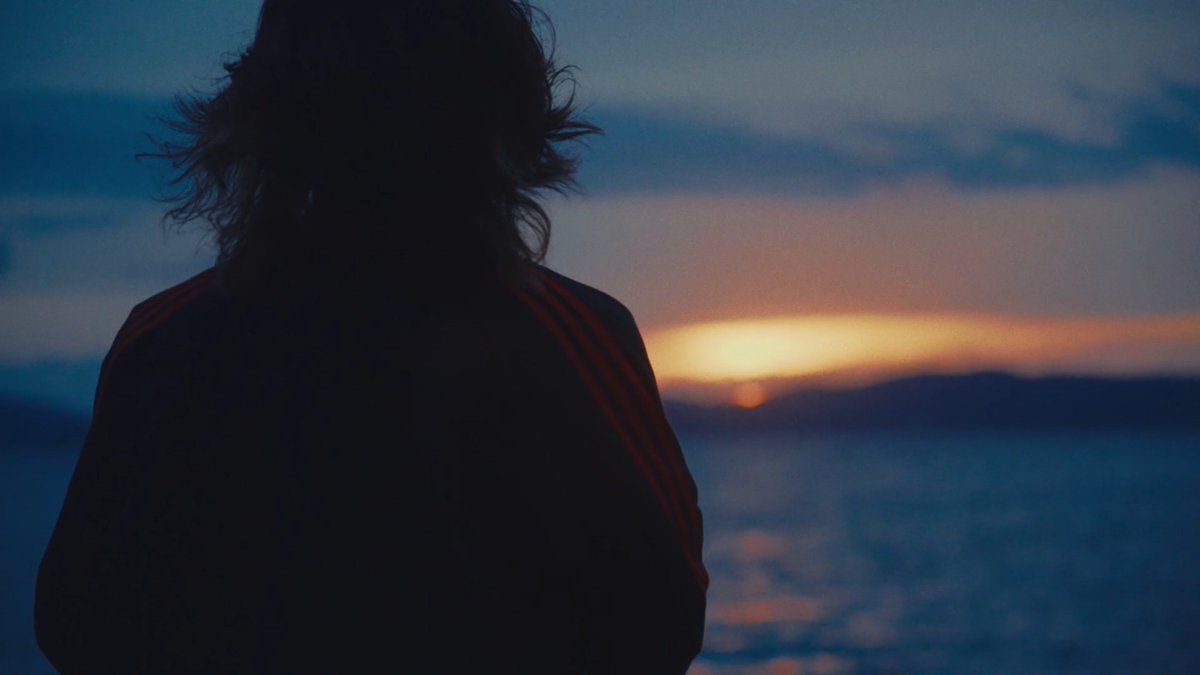 tjoy_ent's tweet image. ▶︎ •၊၊||၊|။|||| | ᴺᵒʷ ᵖˡᵃʸᶦⁿᵍ; 映画「#みらいのうた」

🎕2025年12月5日（金）公開🎸⛇❆༄.°

本日は新宿バルト9にて完成披露上映会です！

18:30の回の上映前に

・ ＃吉井和哉 さん　@441108official
・監督 ＃エリザベス宮地 さん　@elizabethmiyaji

のお二人がご登壇くださいます💫…