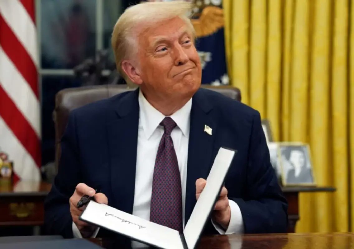 Newskarnataka's tweet image. US ends automatic work permit extension for migrants from October 30

#USImmigration #WorkPermit #BidenAdministration #USCIS #MigrantWorkers

newskarnataka.com/s/e30tef