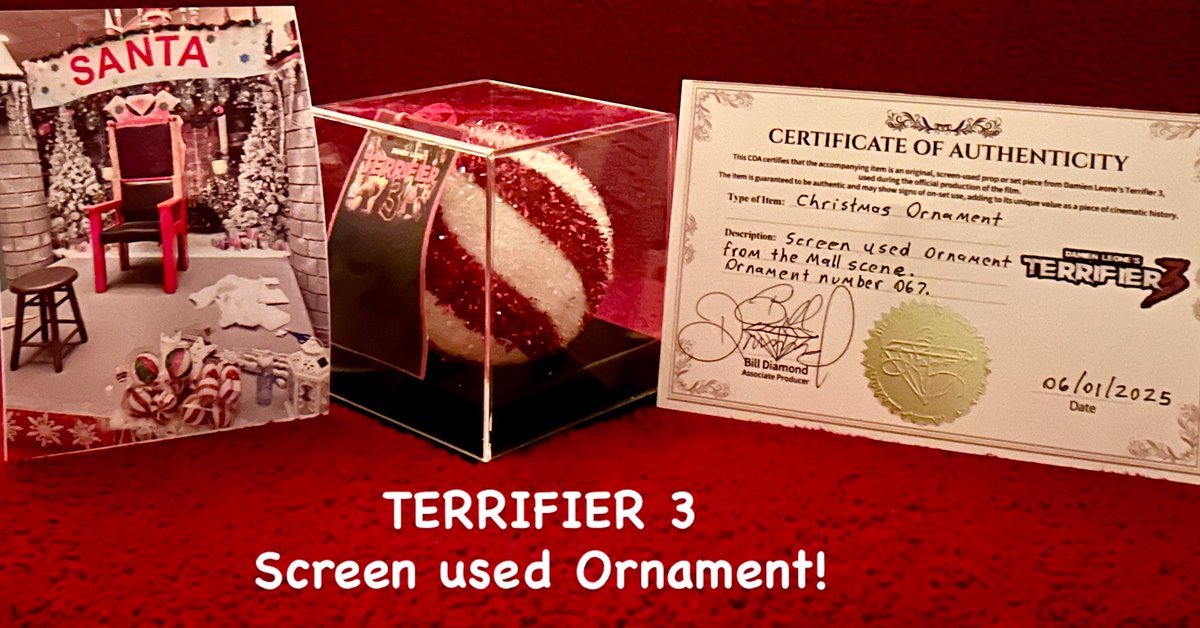 My #Halloween2025 auctions feature some of the most unique #HorrorMovie collectibles ever!  Seen here is a <a href="/TerrifierFilm/">Terrifier 3 ☝️🤡✌️</a> screen used ornament!  There are over 100 items to bid on, below is a link to the auctions:

ebay.com/sch/i.html?sid…

#Terrifier3 
#HorrorFam 
#arttheclown