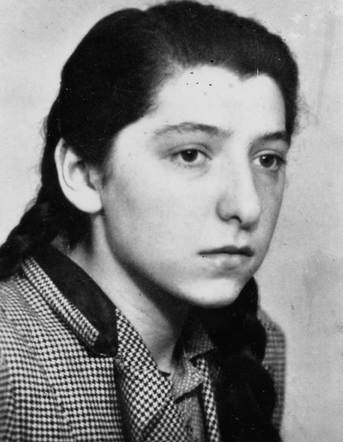 Auschwitz Memorial tweet media