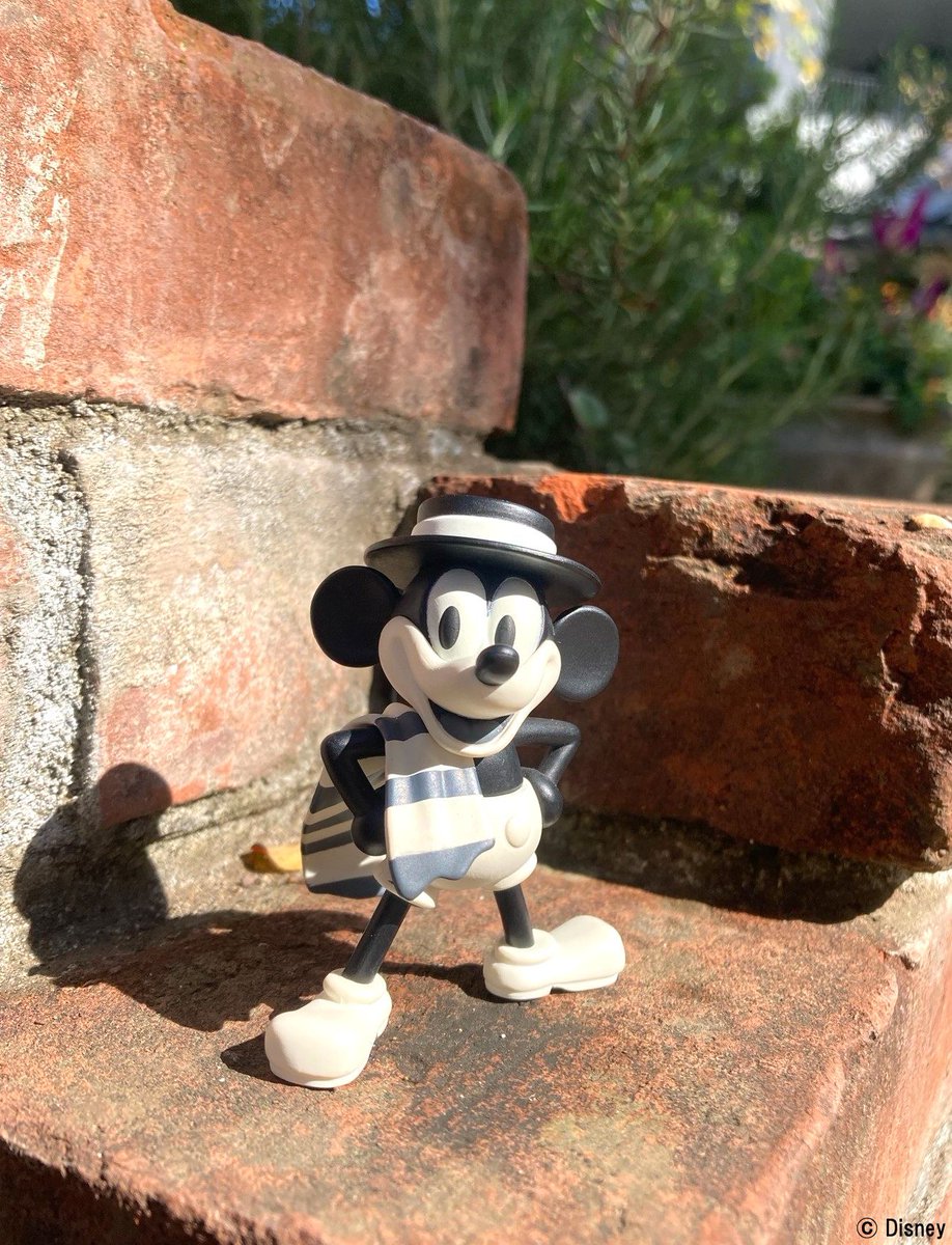 株式会社メディコム・トイ on X