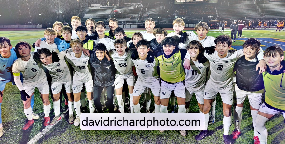 DavidRichardPix's tweet photo. Congratulations Avon Eagles. Advanced to Elite 8 with 1-0 win over Walsh Jesuit. @avoneagles @Avon_BoysSoccer https://t.co/J9TdXp0wUu