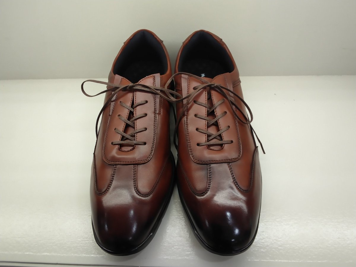 kikutashoes's tweet photo. #HushPuppies(#ハッシュパピー)　M-7123T
甲部の両サイドにはゴムを装備しているので着脱も便利。
幅はしっかり3Eあるので、幅広のお客様にも安心してお履きいただけます。
昨今のカジュアル化のビジネススタイルでもお履きいただけるので、一足持っていると重宝します。
価格:￥19,580(税込)
#下通 https://t.co/foxGZnrCOl