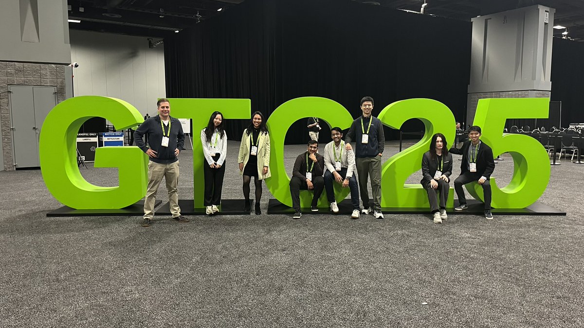 minglang_y's tweet photo. #GTC2025 It's truly eye-opening to witness that AI is reshaping and driving transformation across industry, medicine, science, the economy, and nearly every aspect of society at an unprecedented, awe-inspiring pace. @trayanovalab https://t.co/1ZgPYUFGV4