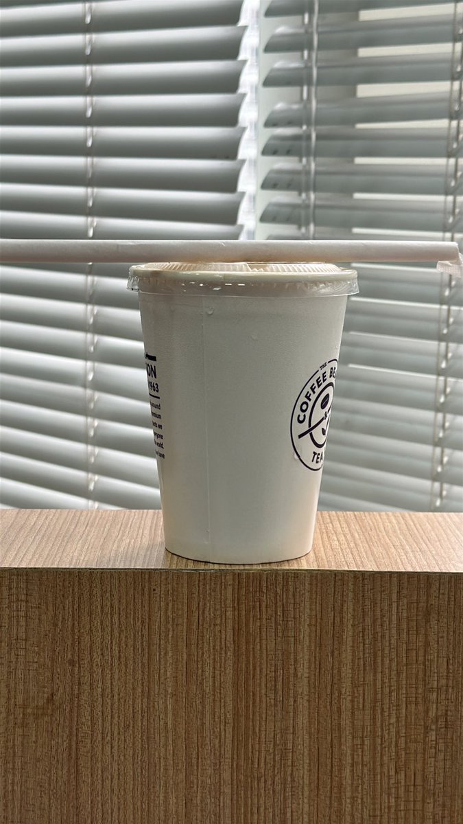 ohanaiah's tweet photo. yung biglang may naglapag ng free coffee 🥹 https://t.co/5QybDiSzrP