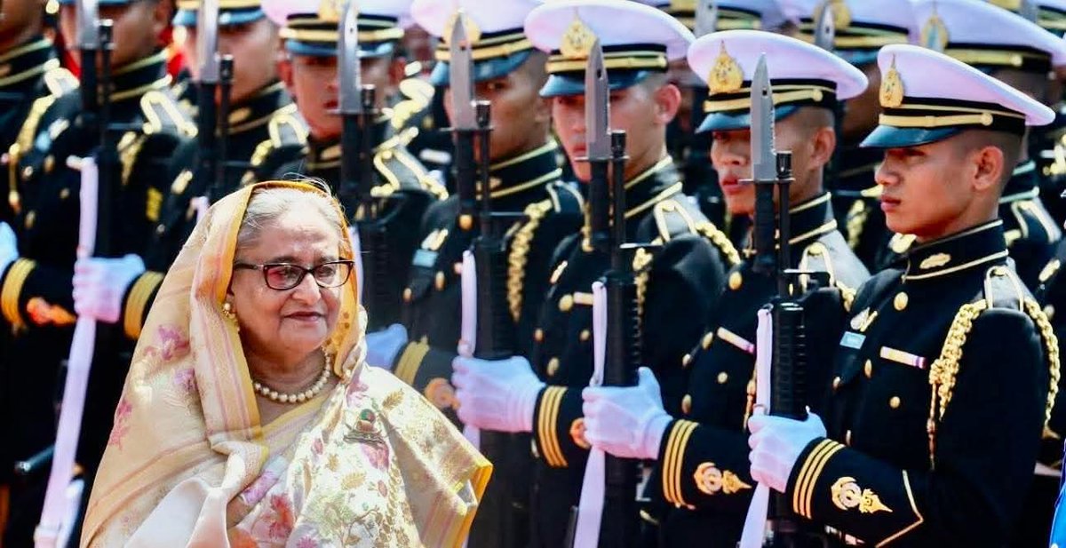 MazUk123's tweet image. ❝ Bangladesh&apos;s #SheikhHasina warns of mass voter boycott as her party barred from election ❞🔥📰

✅HPM says millions of party supporters will boycott election.
✅Rejects any government formed without her party’s participation.
✅HPM says party will return to #Bangladesh.

#HPM