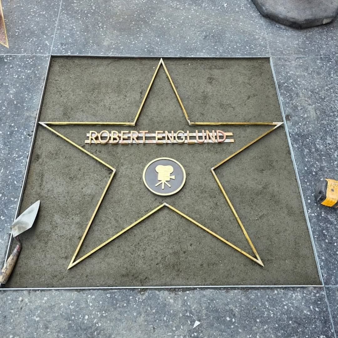 So excited for Robert Englund !!