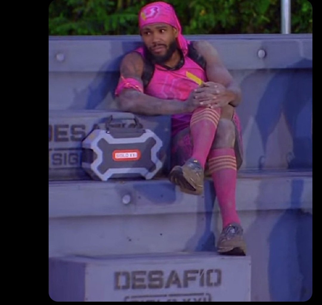 #DesafioDelSigloXXI Y lo peor de mencho es que tiene que ir a todas las pruebas 🤭🤭🤭🤭